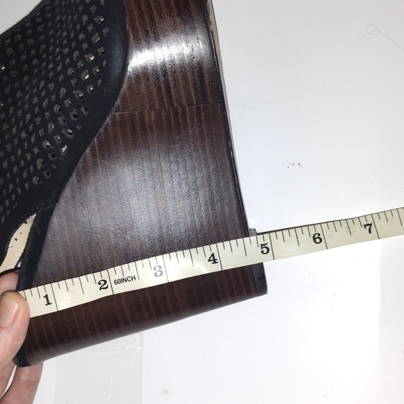 Coach Black suede open toe laser designed 8 1/2 wedge chasity - Picture 7 of 11